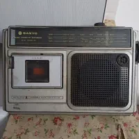 رادیو قدیمی