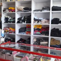 فروش تمام اجناس لباس فروشی  دکور مغازه