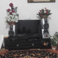 فروش میز تلوزیون با ضبط و گل ها