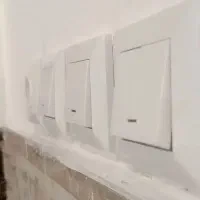 برقکشی و سیم کشی ساختمان|خدمات پیشه و مهارت|خاش, |دیوار