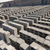 به یک نفر کارگر بلوکزنی احتیاج داریم