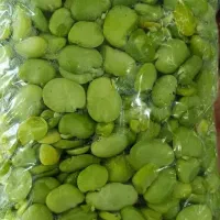 حدود ۲۰۰کیلو باقالی پاک شده منجمد موجود هس