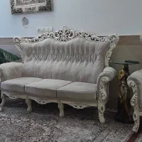 مبل سلطنتی ۹ نفره کلاسیک پلی استر و میز ،،|مبلمان خانگی و میز عسلی|قم, سراجه|دیوار