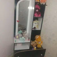 میزتحریر و کمد