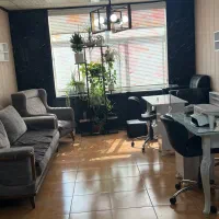 مژه کار و ناخن کار