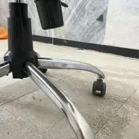 صندلی چرخدار|دفتر کار|هشتگرد, شهرک اداری|دیوار