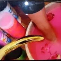 پاهای خود را بما بسپارید