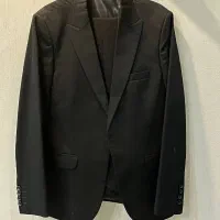 فروش دو دست کت و شلوار مردانه (مشکی و طوسی)