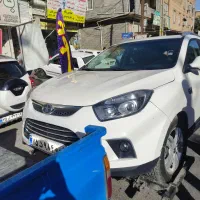 یدک کش جرثقیل خودروبر امداد خودرو چرخ گیر24ساعته
