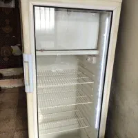 یخچال ایستاده با فریزر بالا.درب شیشه ای|یخچال و فریزر|خلخال, |دیوار