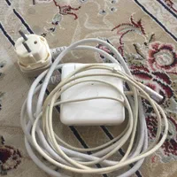 دوعدد  اداپتور لپ تاپ ۶۰ و ۸۵ وات