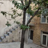 رهن حیاط دربست