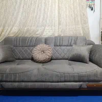 مبل راحتی ۸نفره بهمراه دو دست روکش فروش فوری