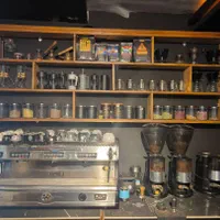 واگذاری تجهیزات و لوازم کافه لوکس یکجا (در حد نو)