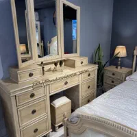 تخت خواب.میز و ایینه و تشک تخت|تخت و سرویس خواب|هشتگرد, شهرک بعثت|دیوار