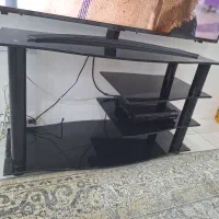 میز تلویزیون شیشه ای