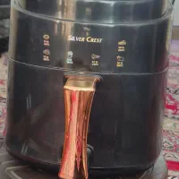 سرخ کن در حد نو۸لیتری