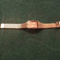 ساعت اصل وکارنکرده واستفاده نشده.