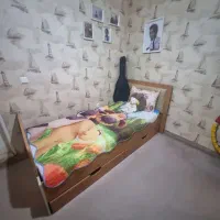 تخت وکمد