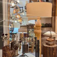 اباژور ایستاده مدرن|چراغ خواب و آباژور|اصفهان, مصلی|دیوار