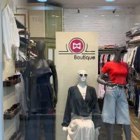 ویترین کامل و مانکن