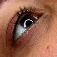 خدمات رایگان میکروبلیدینگ ابرو|خدمات آرایشگری و زیبایی|رشت, معلم|دیوار