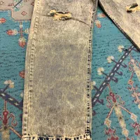 بگ اجری|لباس|اصفهان, رکن الدوله شرقی|دیوار