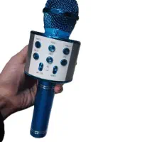 میکروفن اسباب بازی و اسپیکر