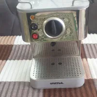 دستگاه قهوه ساز نوا 140و یک عدد آسیاب