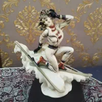 مجسمه های آنتیک کلکسیونی