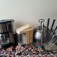 آبمیوه گیری و زودپز و سرویس چاقو