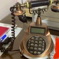 تلفن رومیزی