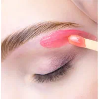 آموزش تخصصی اصلاح ابرو و‌صورت