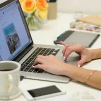 استخدام (کار ویراستاری)