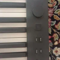 پیانو تاشو سوزوکی|پیانو، کیبورد، آکاردئون|ایلام, |دیوار