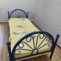 تخت فلزی تک نفره