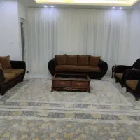 مبلمان همراه میز