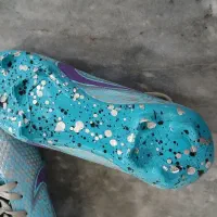 استوک فوتبال|کیف، کفش، کمربند|شفت, |دیوار