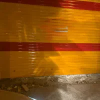 مغازه تجاری همراه با حیاط تجاری کرایه داده می‌شود