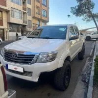 تویوتا هایلوکس 2010 اتوماتیک