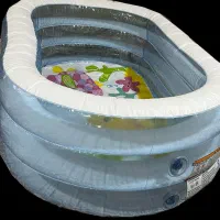 اسختر بادی