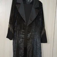 تعدادی مانتو ولباس زنانه