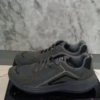 کتونی بزرگ پا سایز ۴۵ آکبند