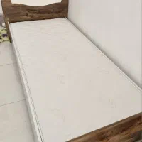 تختخواب و بوفه و کمد وتشک...