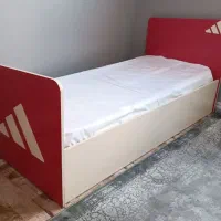 فروش فوری تخت و کمد  همراه با تشک