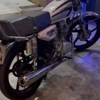 موتور ۲۰۰ پرواز کاربرات