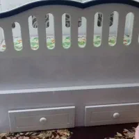 تخت وکیوم نوزاد|اسباب و اثاث بچه|شیراز, دارالرحمه|دیوار