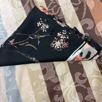 تعدادی شومیز و روسری زیبا|لباس|اصفهان, خانه اصفهان|دیوار