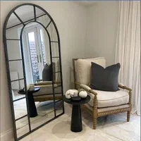 آینه ایستاده دیواری سالنی طرحدار پنجره ای