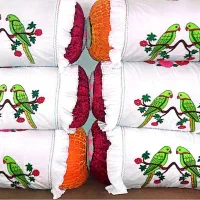 بالش سنتی لری